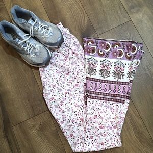 NWT SILKY SOFT YOGA PANTS Boutique